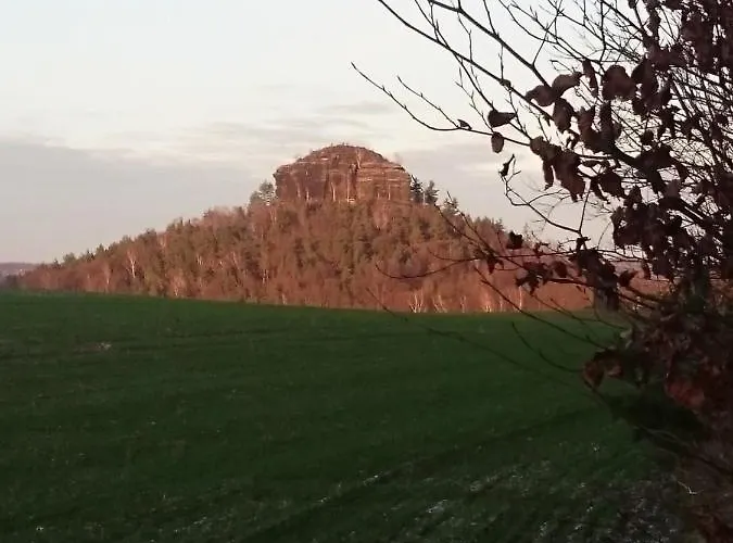 Zum Hirschgrund Апартаменты *